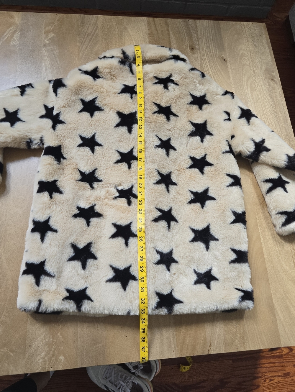 NWOT Cliché Faux Fur Star Print Statement Coat - Cream & Black - Picture 4 of 11
